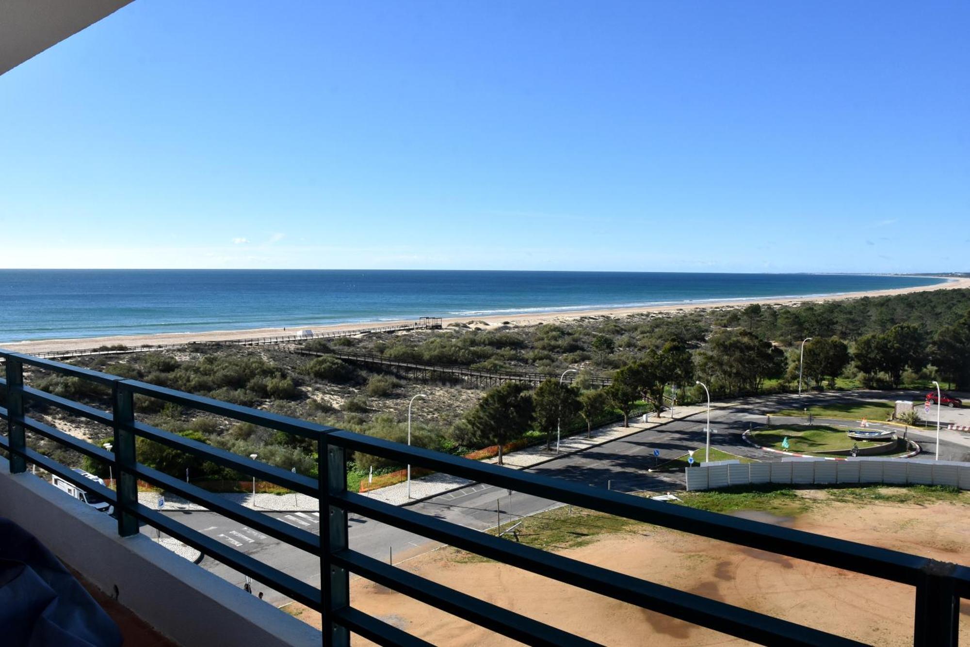 Beach House Monte Gordo Eksteriør billede
